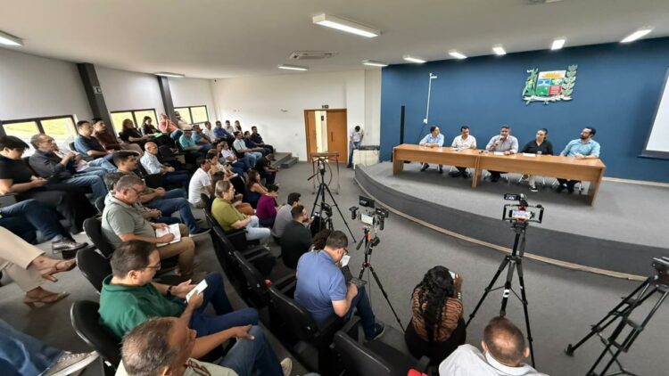 Copasa quer estender contratos até 2073; Prefeitura de Araxá cobra investimentos e melhorias no serviço