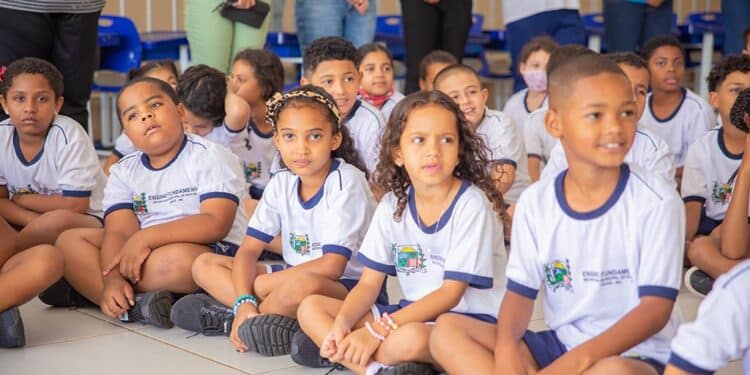 Secretaria de Educação prorroga prazo de matrículas na rede municipal até 17 de dezembro