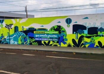 Arte Urbana e Cooperativismo: muro do Sicoob Creditril ganha vida em Uberlândia-MG
