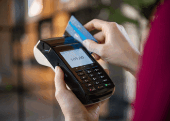 Procon de Araxá esclarece regras sobre diferenciação de preços conforme forma de pagamento