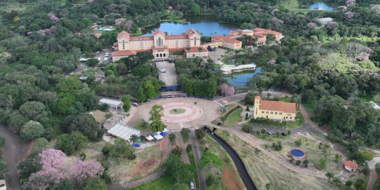 Jornal Estado de Minas destaca Araxá: Maior complexo termal do Brasil e a maior reserva mundial de nióbio