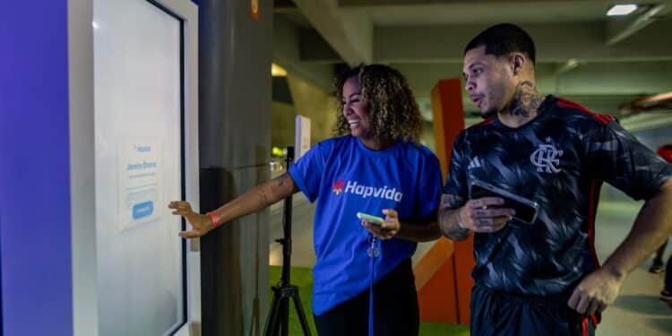 Hapvida e Flamengo promovem ação sobre saúde mental em clássico que marcou o retorno do time ao Maracanã