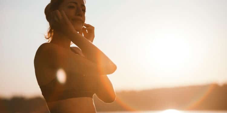 Verão exige atenção redobrada com a pele, alerta dermatologista da Unimed Araxá