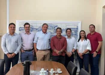 Araxá discute alternativas ambientais e econômicas para a destinação do lixo e da água