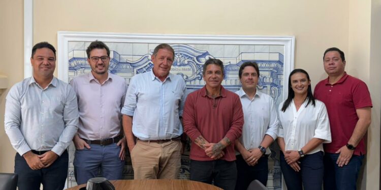 Araxá discute alternativas ambientais e econômicas para a destinação do lixo e da água