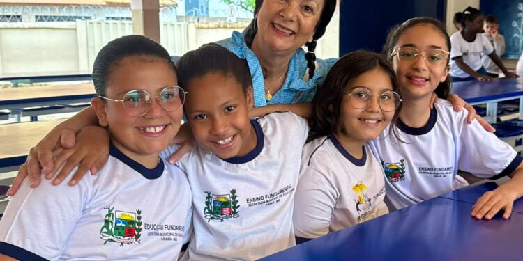 Mais de 13 mil alunos da rede municipal iniciam o ano letivo nesta quarta-feira (4)