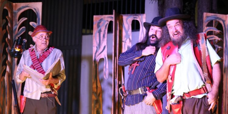 Escola Livre do Grupontapé segue com programação do Edital de Ocupação neste fim de semana