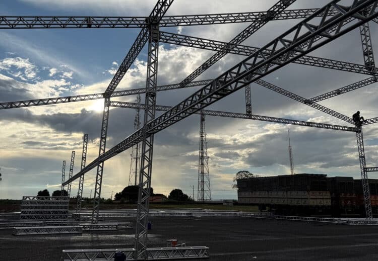 Araxá Rodeio Show inicia montagem de megaestrutura para edição 2026