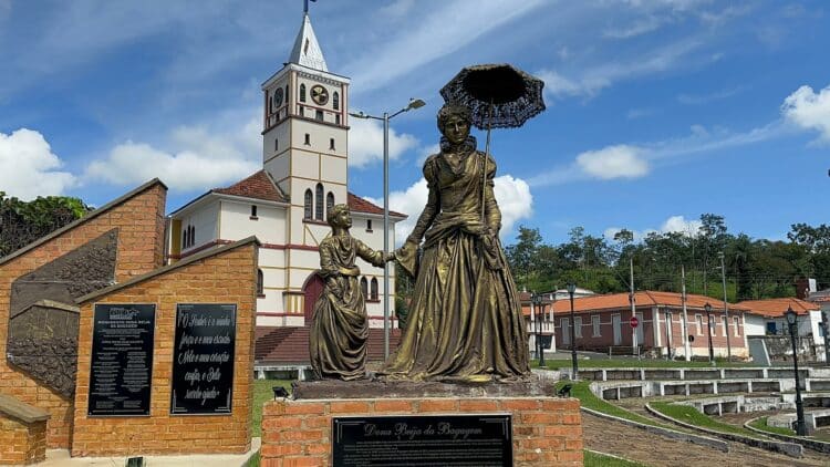 Araxá participa de encontro regional de cultura e confirma registro fotográfico original de Dona Beja