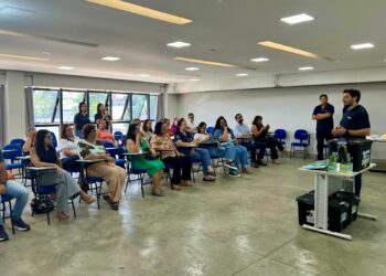 Programa “Financinhas nas Escolas” leva educação financeira a alunos da rede municipal de Araxá