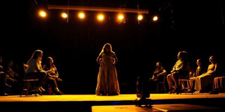 Escola Livre do Grupontapé recebe espetáculo “Muito de Ofélia” neste final de semana em Uberlândia-MG