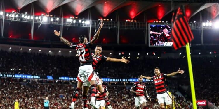 Partida entre Flamengo e Bahia no próximo domingo terá campanha para torcedores sobre a importância da vacinação