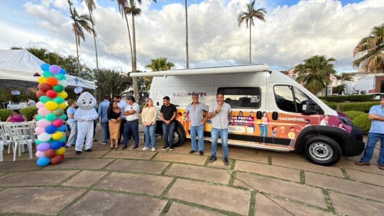 Prefeitura de Araxá inaugura o Vacimóvel para ampliar acesso da população à vacinação