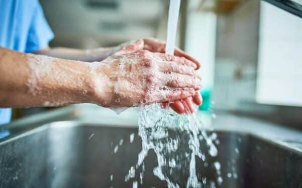 Tecnologia amplia controle de infecções hospitalares e fortalece adesão à higiene das mãos na Hapvida
