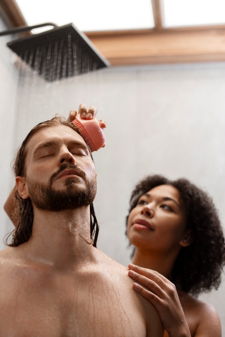 A MASSAGEM NOSSA DE CADA DIA – Tomar banho ou se lavar?