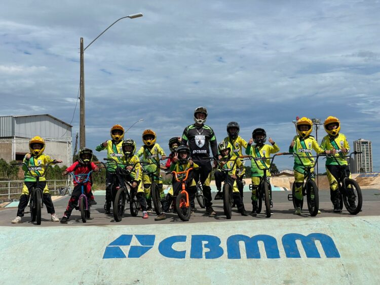 Associação BMX transforma a vida de mais de 250 jovens em Araxá em parceria com a CBMM