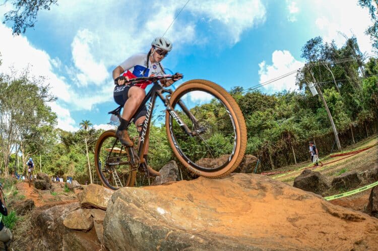 Araxá reúne 1.400 atletas e atrai cerca de 20 mil pessoas durante a Copa Internacional de Mountain Bike