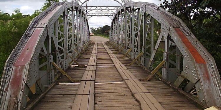A VELHA PONTE DE SOLEDADE DE MINAS