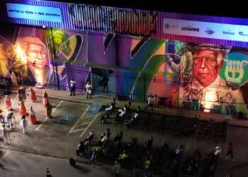Projeto transforma ginásios em memoriais artísticos para eternizar personagens de Araxá