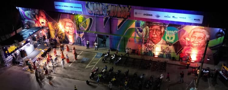 Projeto transforma ginásios em memoriais artísticos para eternizar personagens de Araxá