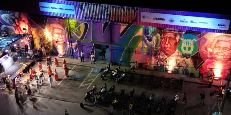 Projeto transforma ginásios em memoriais artísticos para eternizar personagens de Araxá