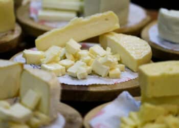 ExpoQueijo Brasil começa nesta semana com shows gratuitos e mais de 8 toneladas de queijo em Araxá