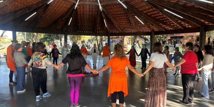 Uberlândia entra em rota global no Dia Mundial da Dança Circular