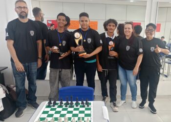 PROJETO “GENTILEZA GERA GENTILEZA” REALIZA O 1º TORNEIO DE XADREZ DA ESCOLA ESTADUAL ROTARY