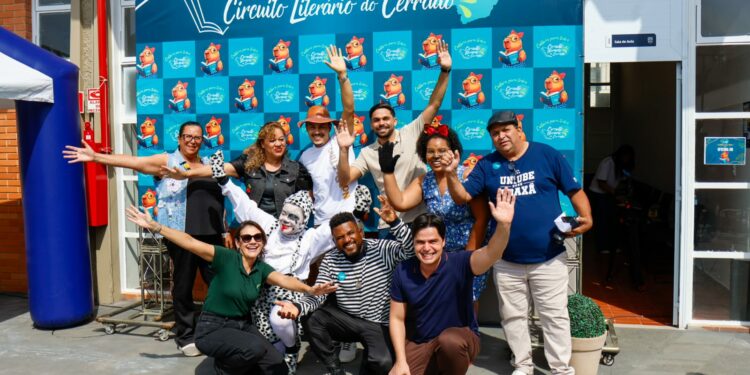 2º Circuito Literário do Cerrado reúne comunidade e valoriza literatura regional em Araxá