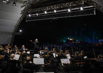 FILARMÔNICA DE MINAS GERAIS FAZ  CONCERTO GRATUITO EM ARAXÁ