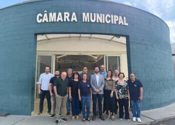 AIA completa 15 anos e recebe homenagem da Câmara de Araxá por trajetória de valorização da imprensa