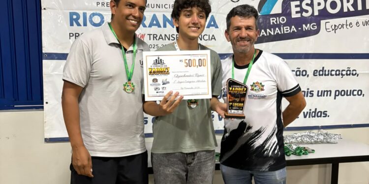 ENXADRISTA ARAXAENSE EDGARD SUZUKI É CAMPEÃO DO II TORNEIO DE XADREZ RÁPIDO 2026 – RIO PARANAÍBA