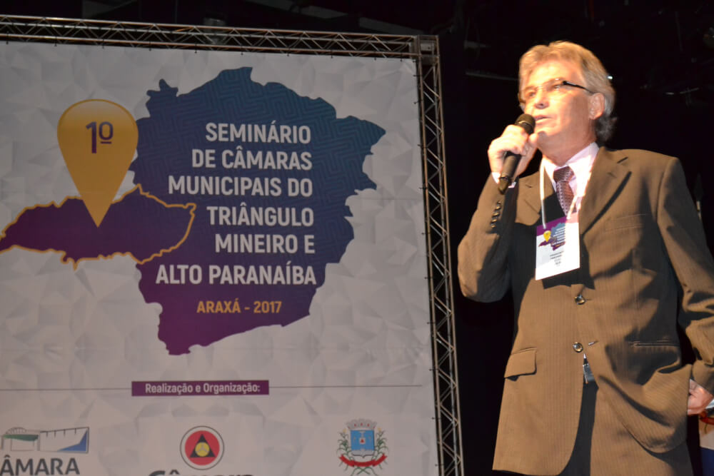 Cinco palestras movimentam manhã do Seminário de Câmaras Municipais em Araxá