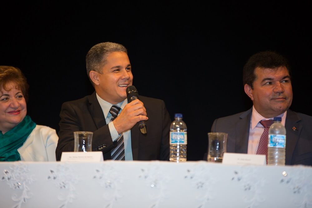 Câmara Municipal de Araxá homenageia personalidades femininas com Medalha Leonilda Montandon