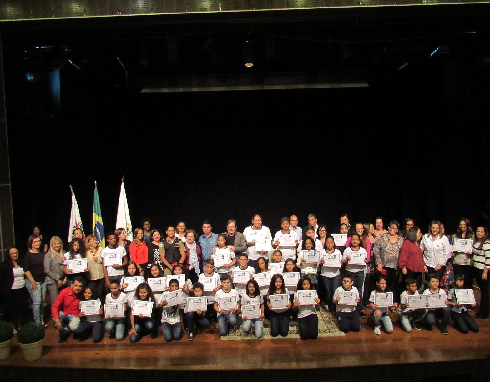 Câmara de Araxá promove entrega dos diplomas Aluno Destaque e Aluno Nota Dez