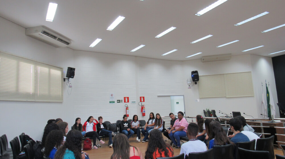 Oficina do Parlamento Jovem chega à Câmara Municipal de Araxá